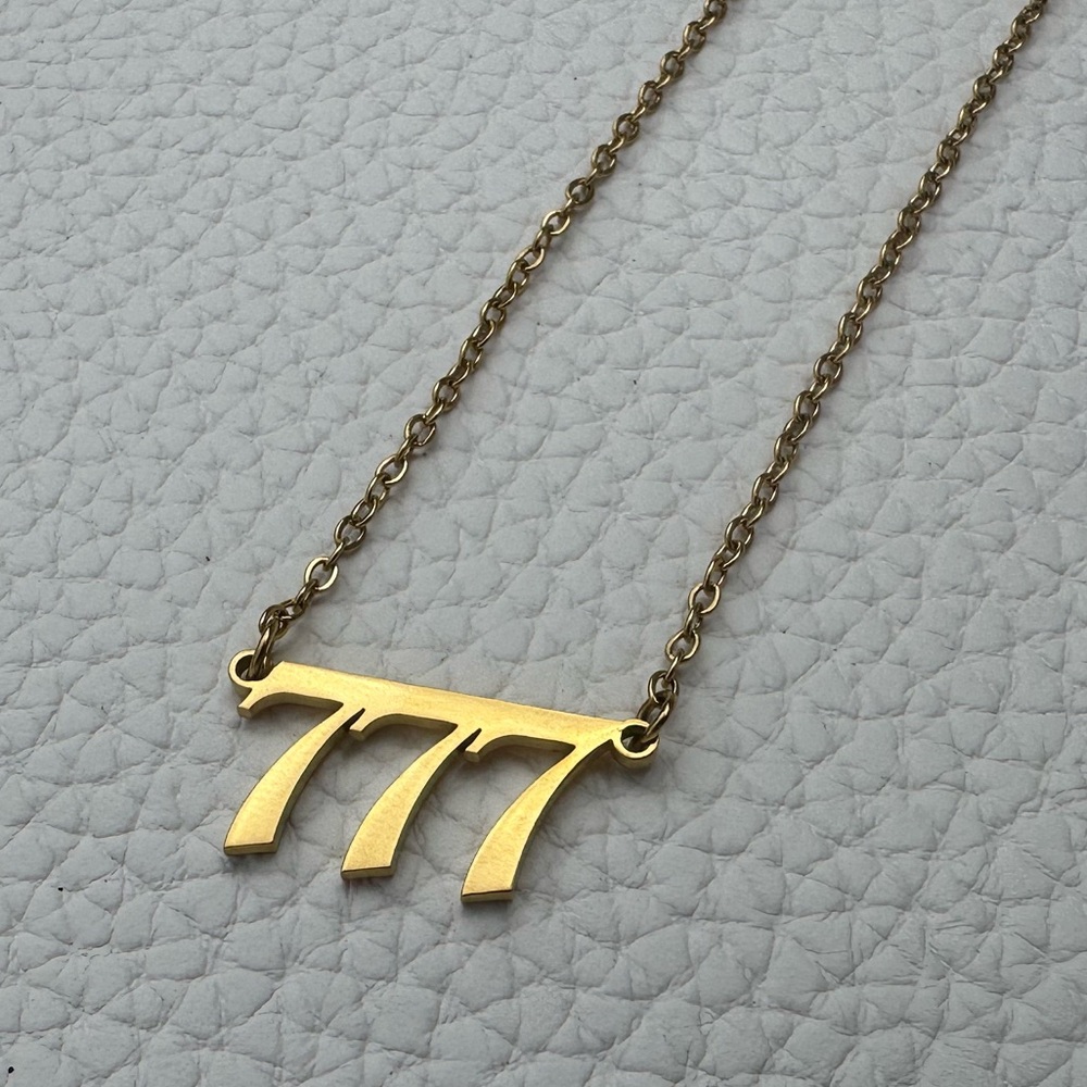 777 Angel Number Necklace - Luck